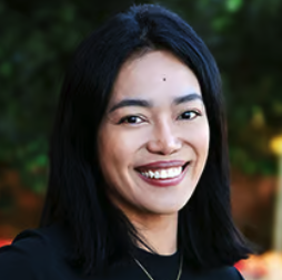 Headshot of Mindy Hyland