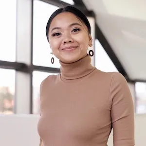 Klarissa Inumerable, Agent in  - Compass