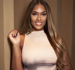 Christin Hobbs, Agent in  - Compass