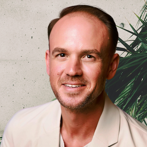 Headshot of Victor Franco