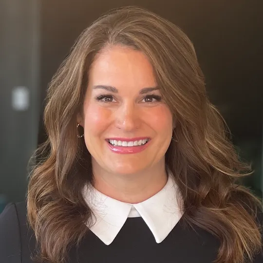 Amy Fabian, Agent in  - Compass