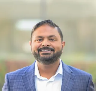 Glen Dsouza, Agent in  - Compass