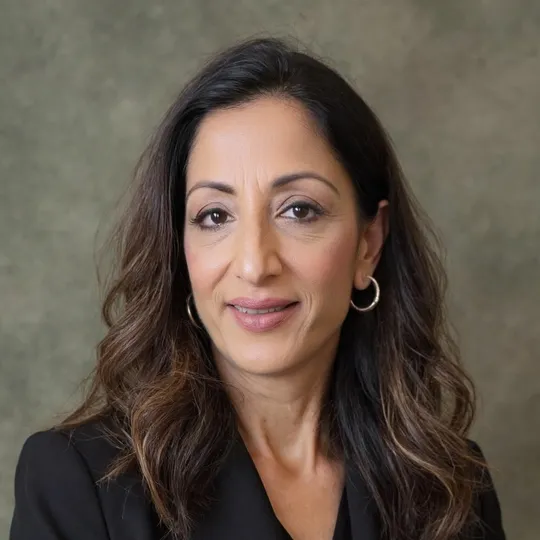 Bobina Khanna, Agent in  - Compass