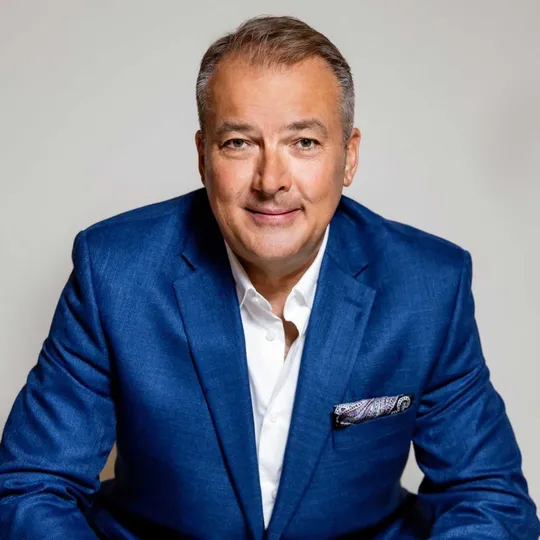 Michael Dorobanti, Agent in  - Compass