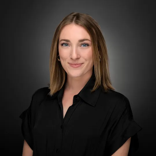 Isabelle Gainey, Agent in  - Compass