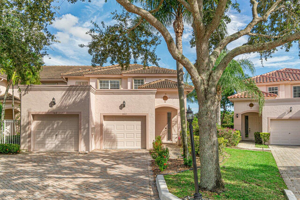 $2,250 | 8050 Aberdeen Dr, Unit 202 | Boynton Beach