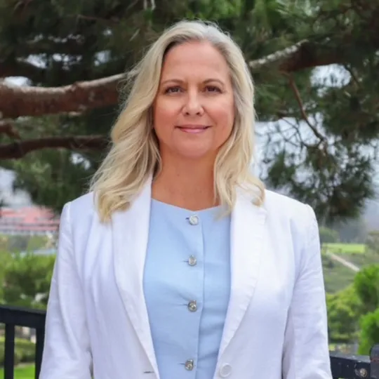 Michele Howorth, Agent in  - Compass