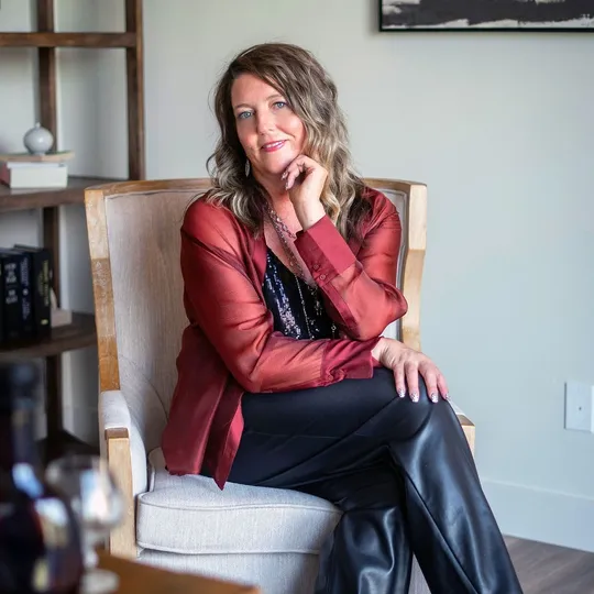 Heather Brecl, Agent in  - Compass