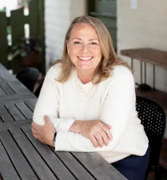 Jamie Bridgers, Agent in  - Compass