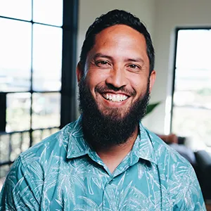 Kamu Sing, Agent in  - Compass