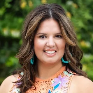 Nancy Phillips, Agent in  - Compass