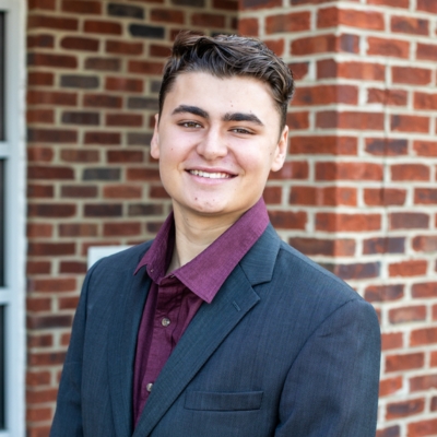 Headshot of Carson Lohr