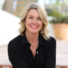 Erin Brooke Muslera, Agent in  - Compass