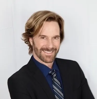 Michael Haddad, Agent in  - Compass