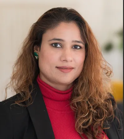 Falak Ansari, Agent in  - Compass