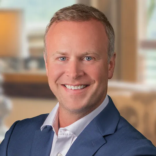 Derek Stam, Agent in  - Compass