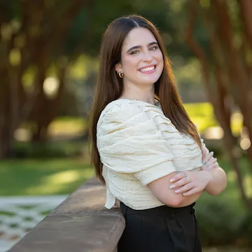 Antonella Bruno, Agent in  - Compass