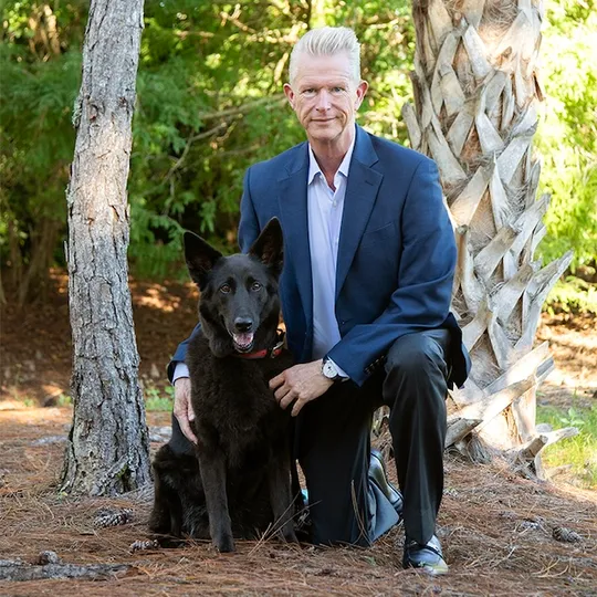 Roger Roberts, Agent in  - Compass