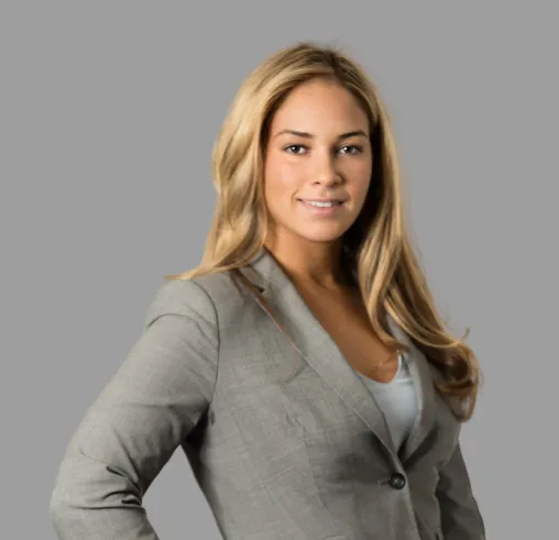Stephanie Moore, Agent in  - Compass