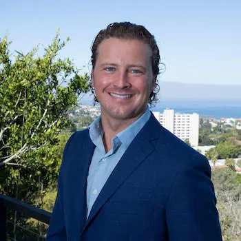 Jonathan Kearney, Agent in  - Compass