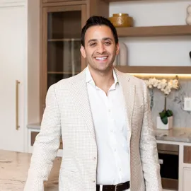 Mike Toltzis, Agent in  - Compass