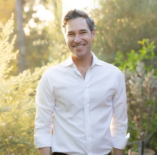 Brad Holmes, Agent in  - Compass