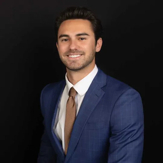 Dan Lombard, Agent in  - Compass