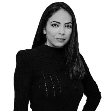 Kozet Luciano, Agent in  - Compass