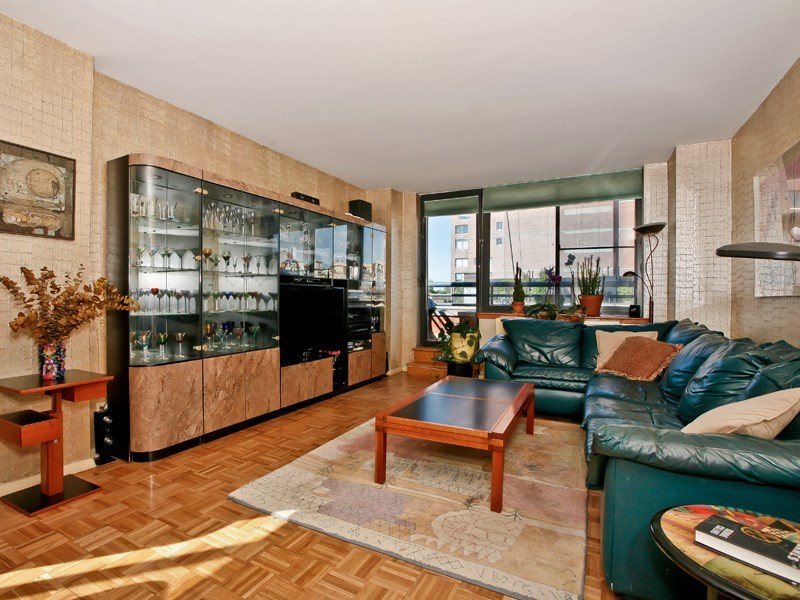$1,525,000 | 250 W 89th St, Unit PH1B | Upper West Side