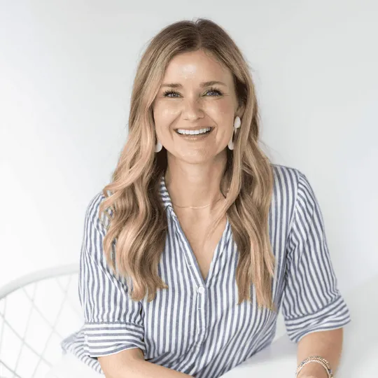 Katie Preston, Agent in  - Compass