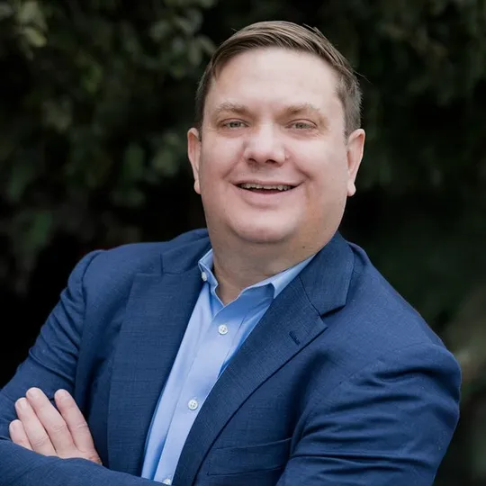 Kevin Dembinsky, Agent in  - Compass