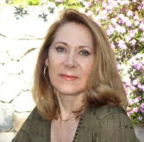 Christina Cliff, Agent in  - Compass