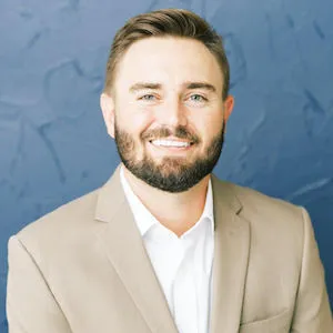 Michael Karol, Agent in  - Compass