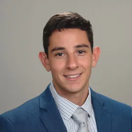 Santiago Acevedo, Agent in  - Compass
