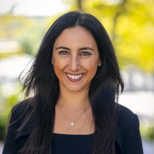 Alicia Parente, Agent in  - Compass