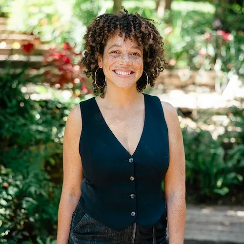 Hope Steinman-Iacullo, Agent in  - Compass