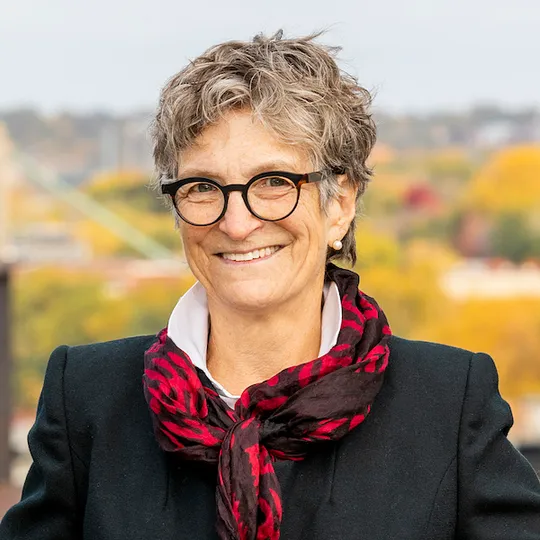 Laura Tiffany, Agent in  - Compass