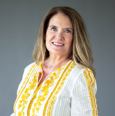 Headshot of Leslie Donovan