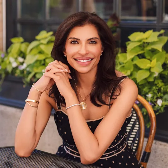 Yashmin Lloyds, Agent in  - Compass