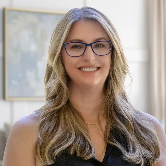 Jennifer Henley, Agent in  - Compass