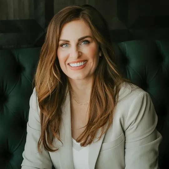 Deborah Vahle, Agent in  - Compass