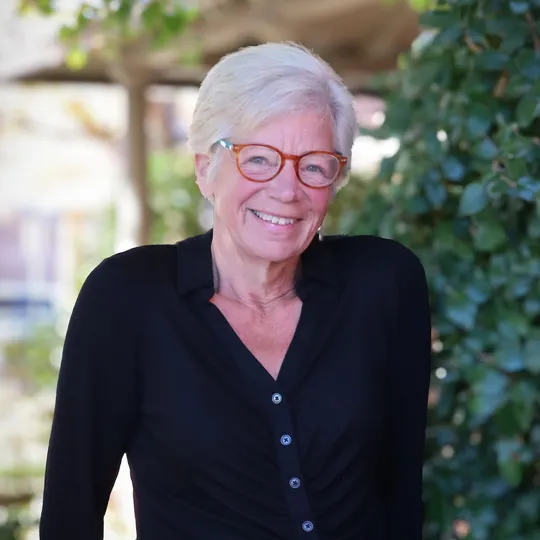 Sue Smith, Agent in  - Compass