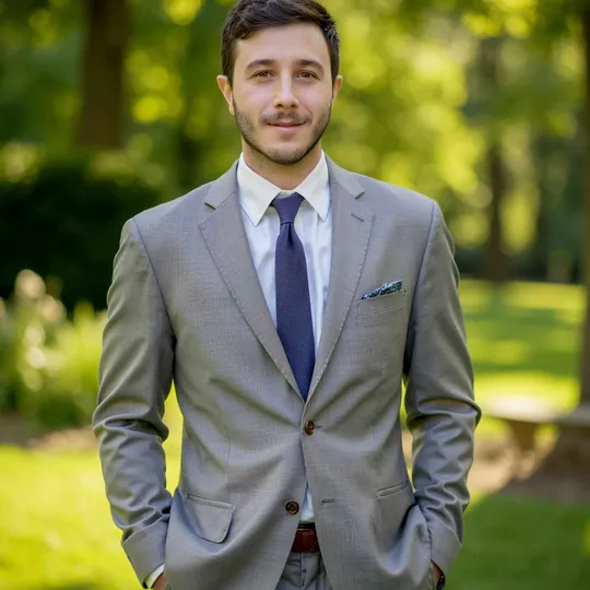 Austin Green, Agent in  - Compass