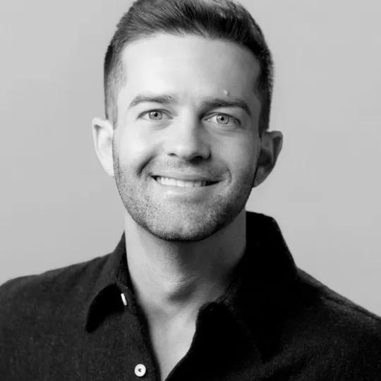 Taylor Emerson, Agent in  - Compass