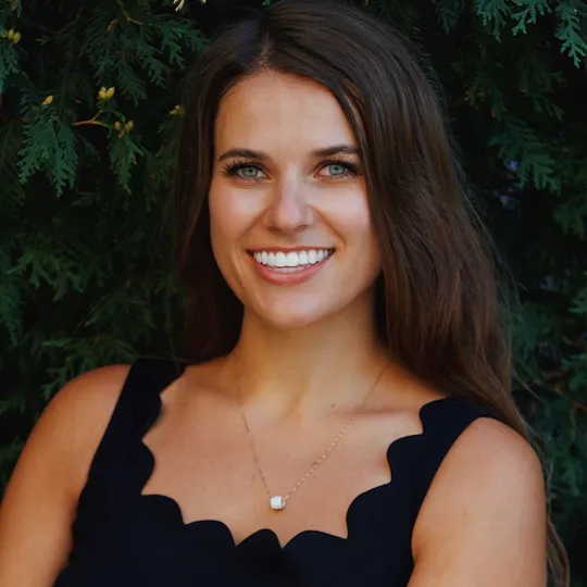 Rebecca Haltman, Agent in  - Compass