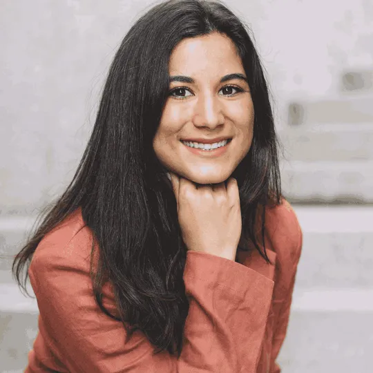 Bettina Borrelli, Agent in  - Compass