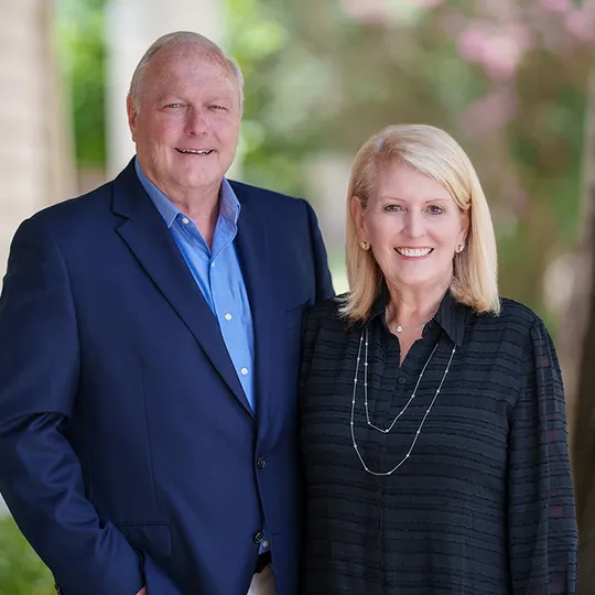 Yvonne & Jimmy McCulla, Agent in  - Compass