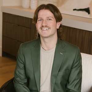 Headshot of Greg Hale