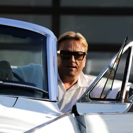 Nick Svensson, Agent in  - Compass