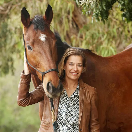 Jessica Fine, Agent in  - Compass